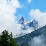 Perrine By Interhome サース フェー